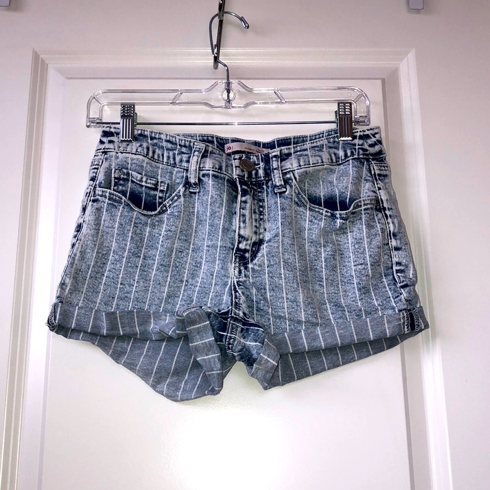 Striped jean shorts! Size 9 but fit small